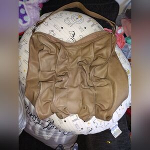 Ruffle design shoulder bag